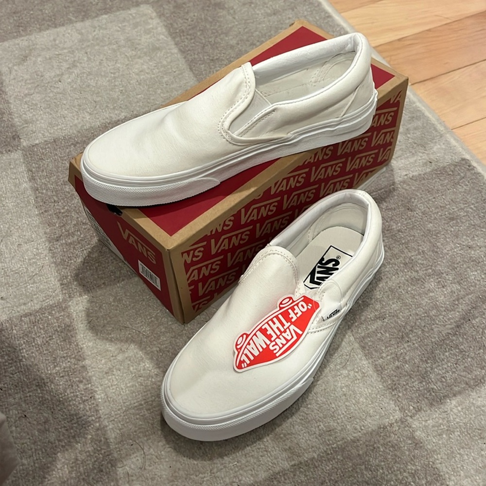 Vans white sneaker - NEW NEVER WORN